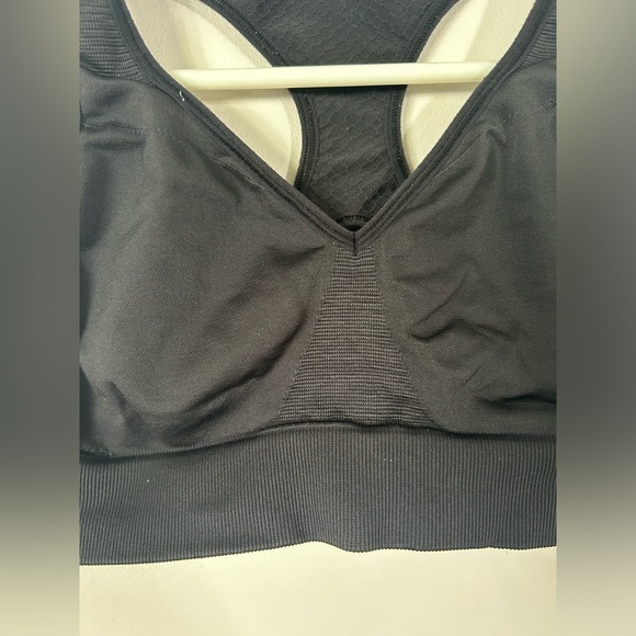 Lululemon Go Steady Bra Black Size 2 - Picture 8 of 11